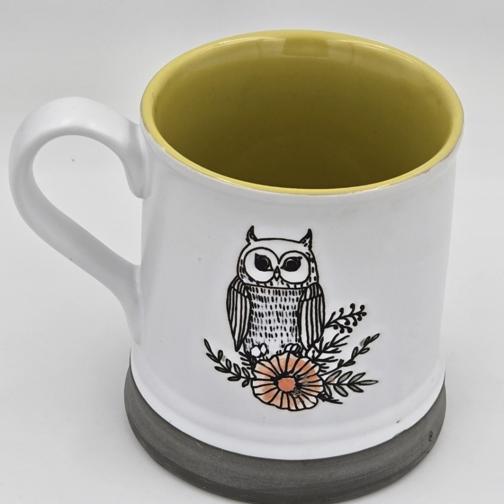 2017 Spectrum Multicolored White Stoneware Owl Mug Yellow/Mustard Inside.